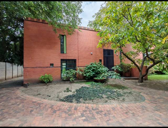 3 BEDROOM HOUSE FOR SALE IN THREE RIVERS PROPER